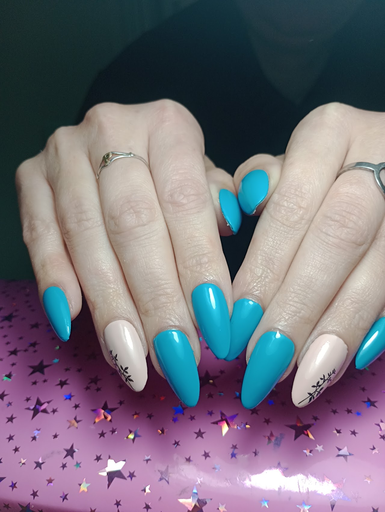 Uñas esculpidas en Estetica Dasha